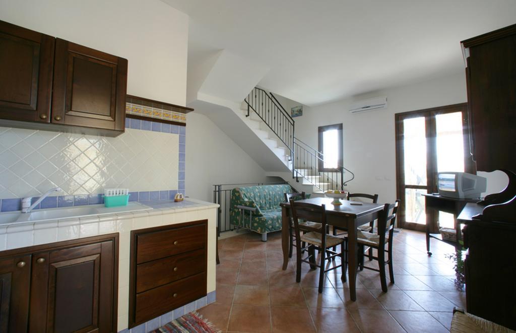 Villa Baia Di Cornino Custonaci Δωμάτιο φωτογραφία
